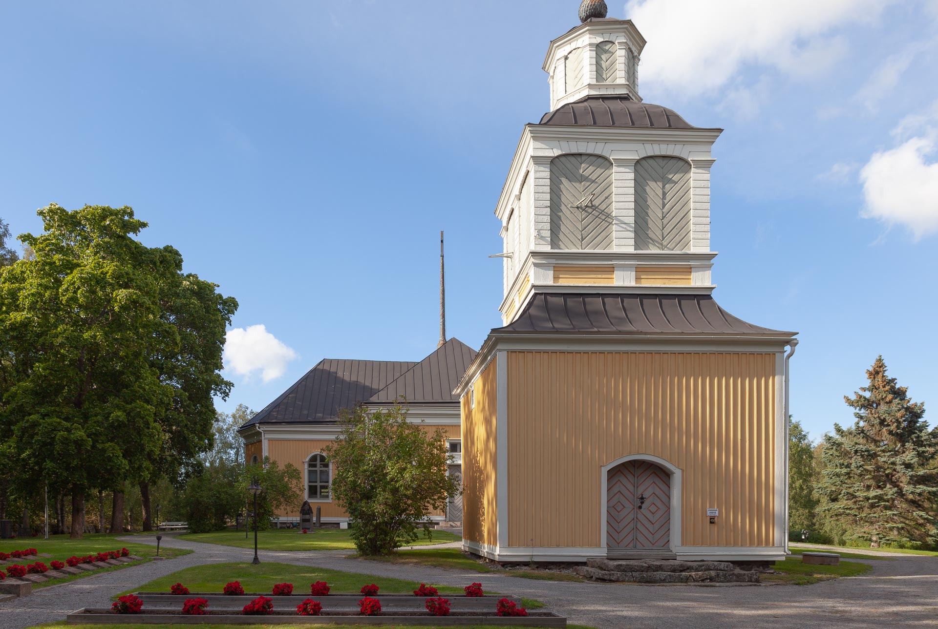 Bild av Kvevlax kyrka